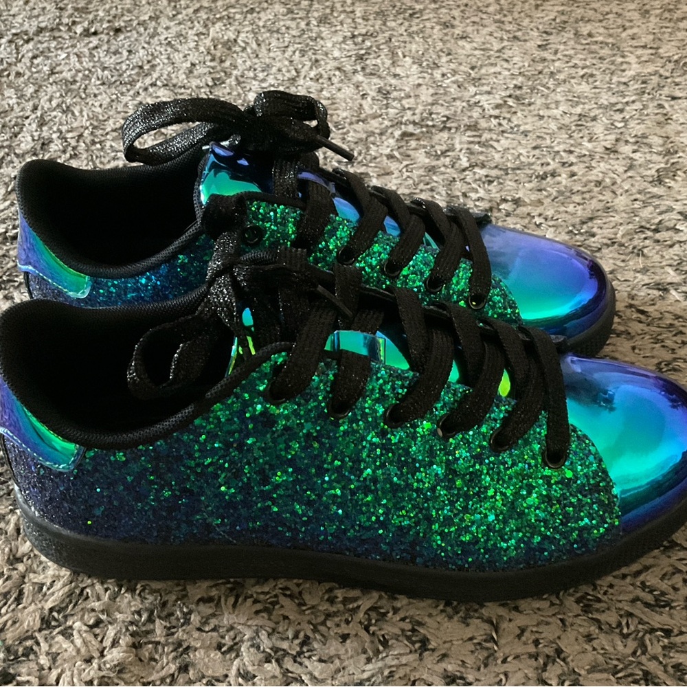 Lucky Step Green Hologram Glitter Sneakers